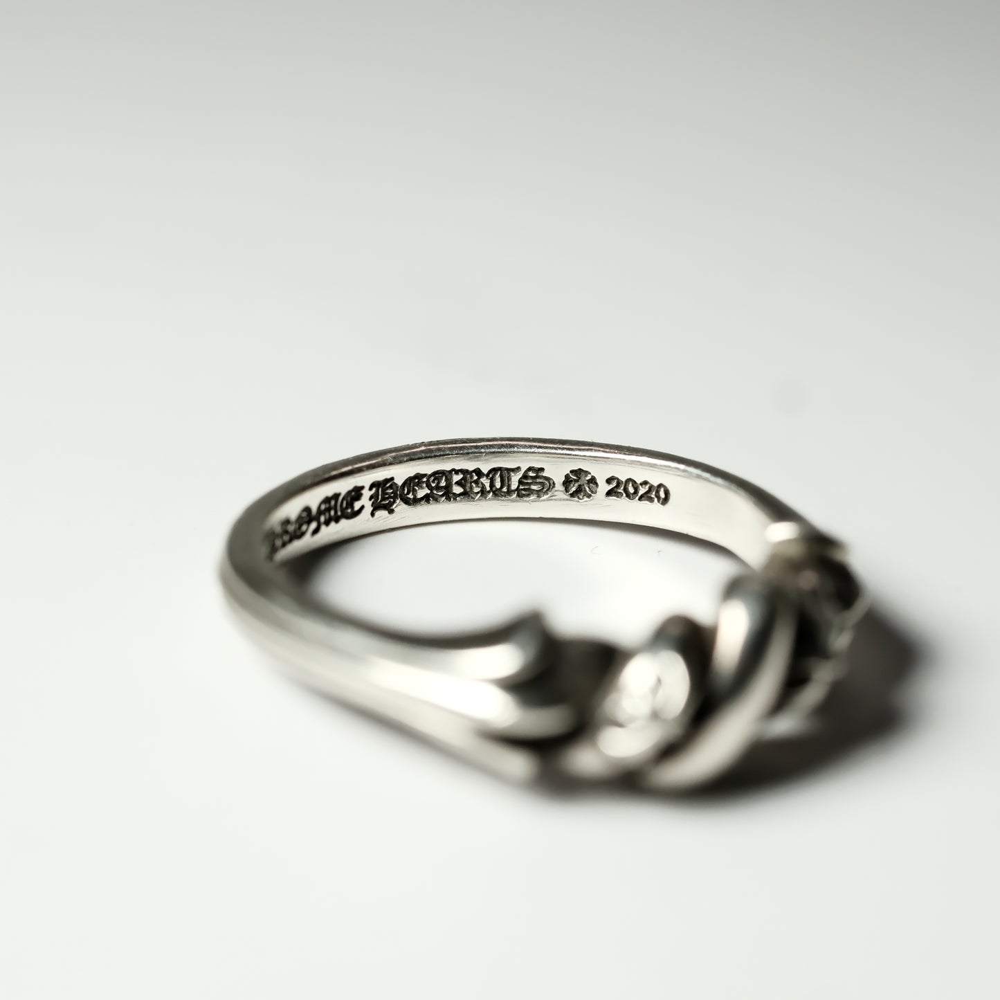 Chrome Hearts TINY E KNOT ring