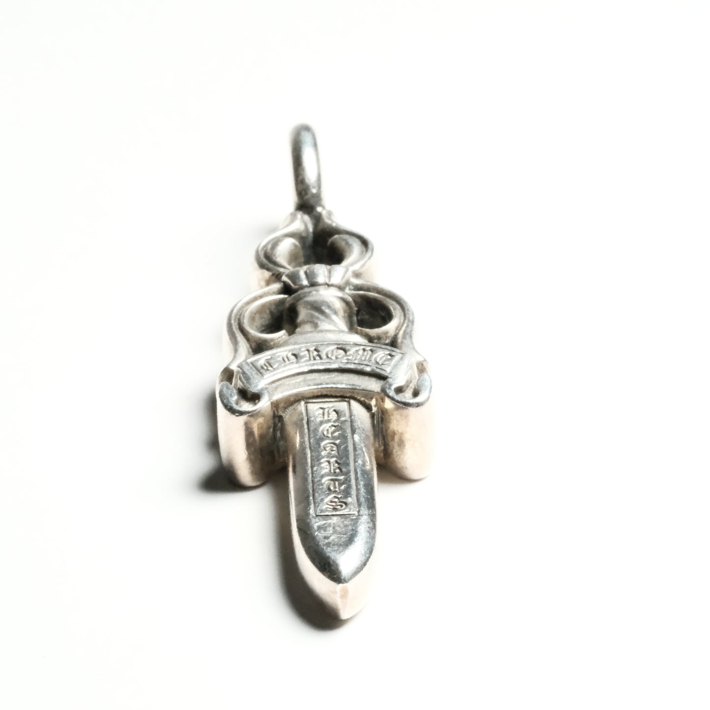 Chrome Hearts DOUBLE DAGGER pendant