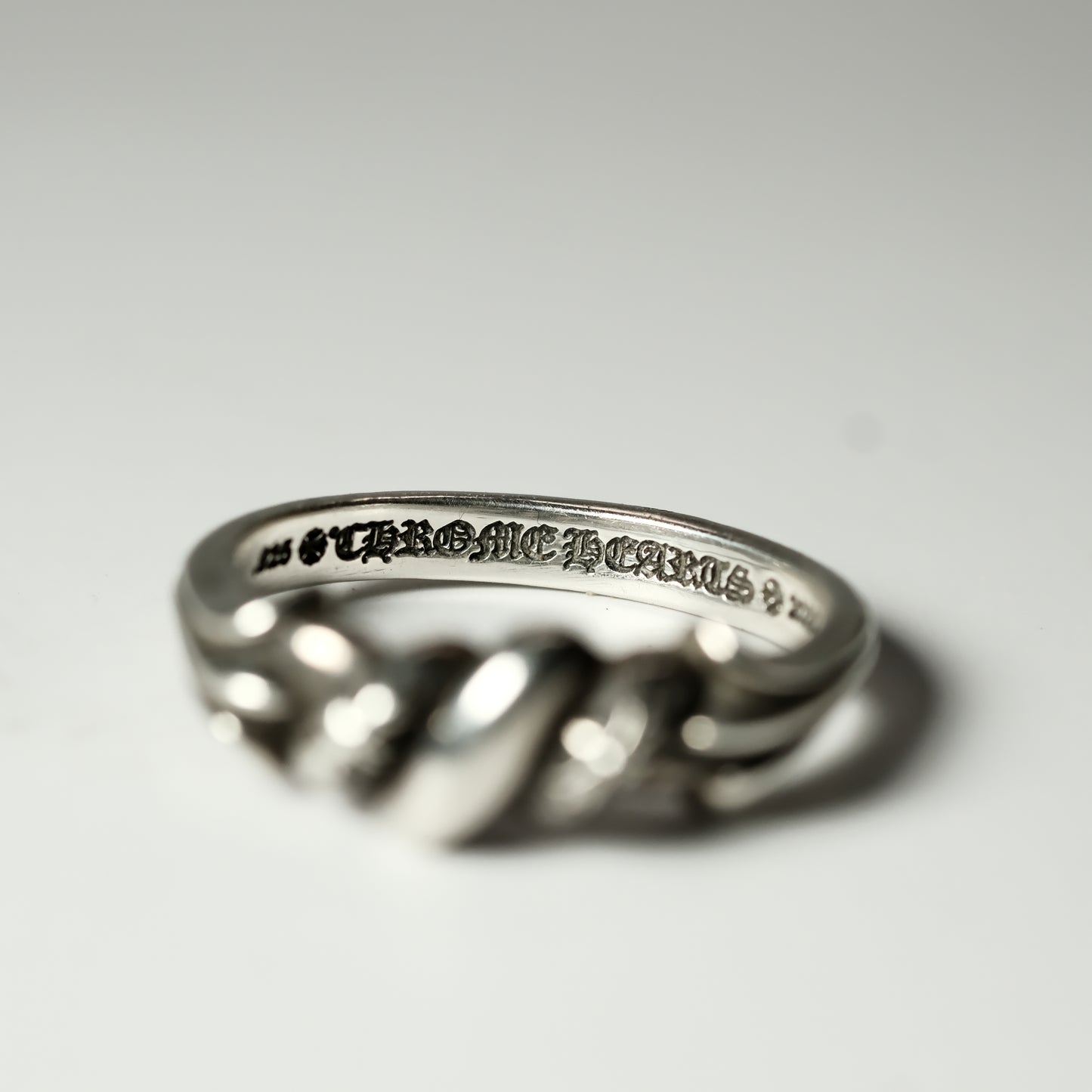 Chrome Hearts TINY E KNOT ring