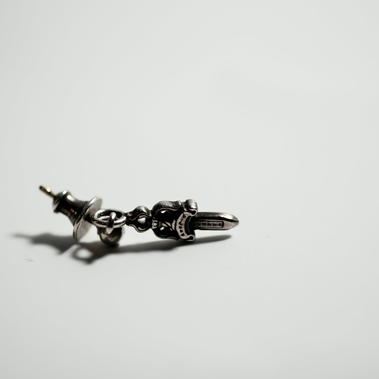 Chrome Hearts DROP STACK DAGGER/ DRP STCK DGGR earring