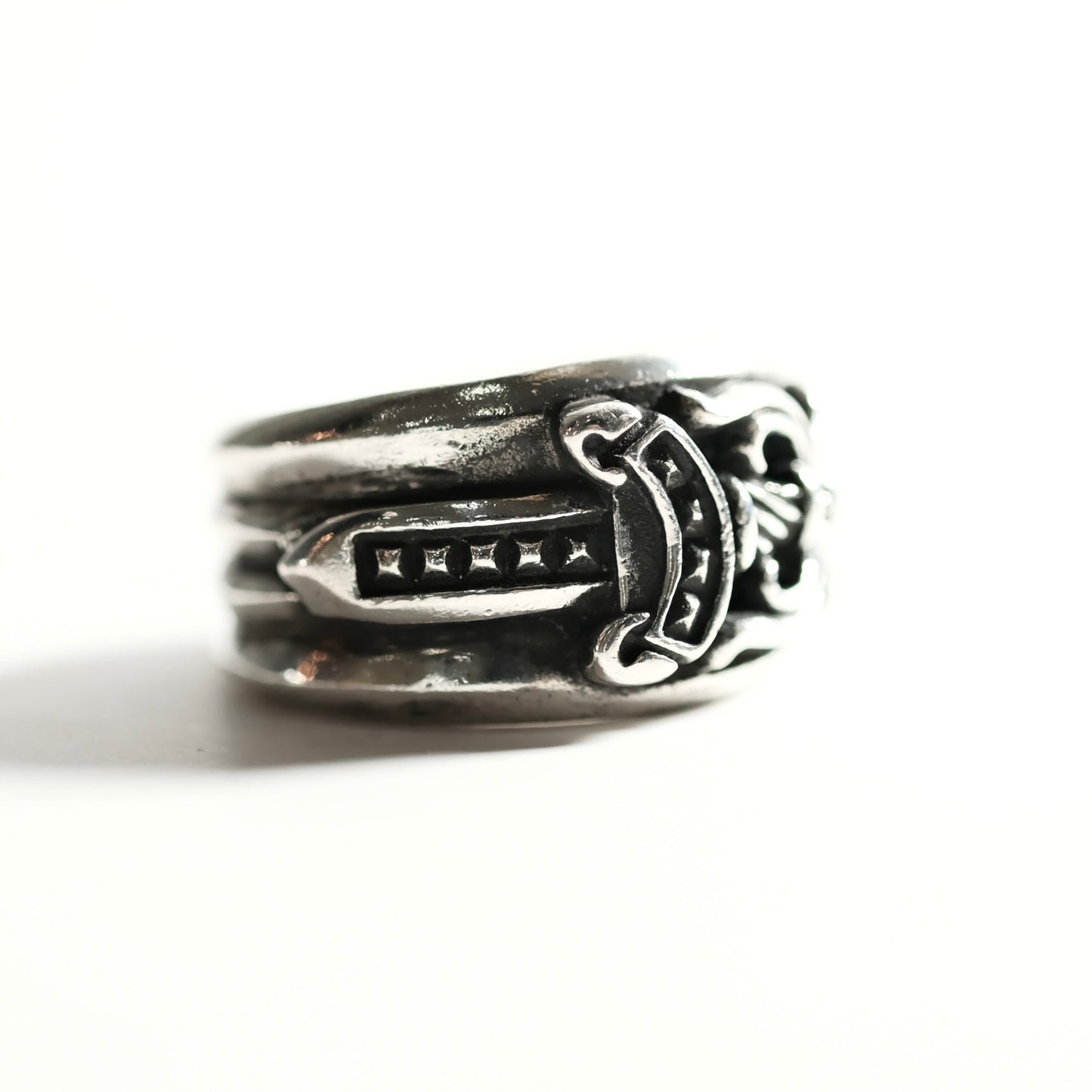 Chrome Hearts DAGGER ring