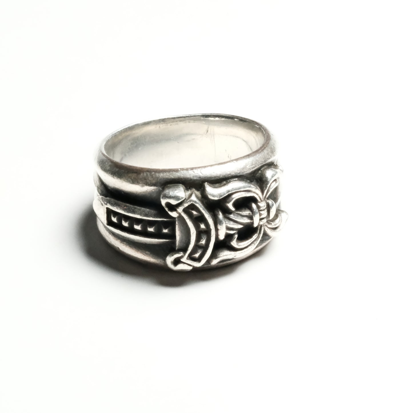 Chrome Hearts DAGGER ring