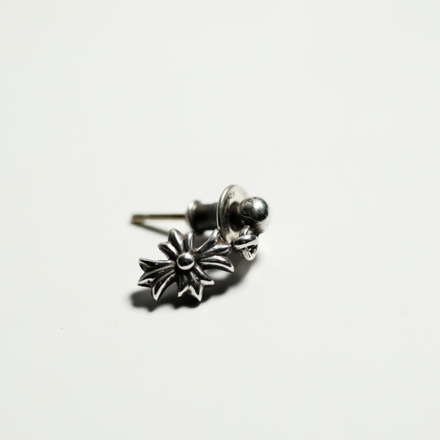 Chrome Hearts TINY E PLUS 1/TNY E CH PLS 1 earring