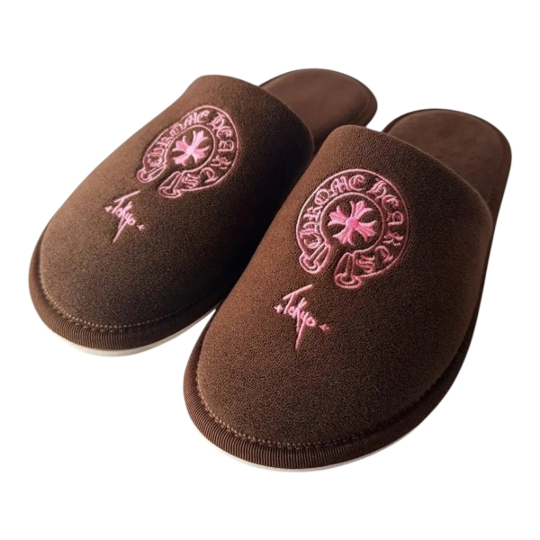 Chrome Hearts TOKYO EXCLUSIVE HOTEL HORESHOE LOGO EMBROIDERED SLIPPERS - S